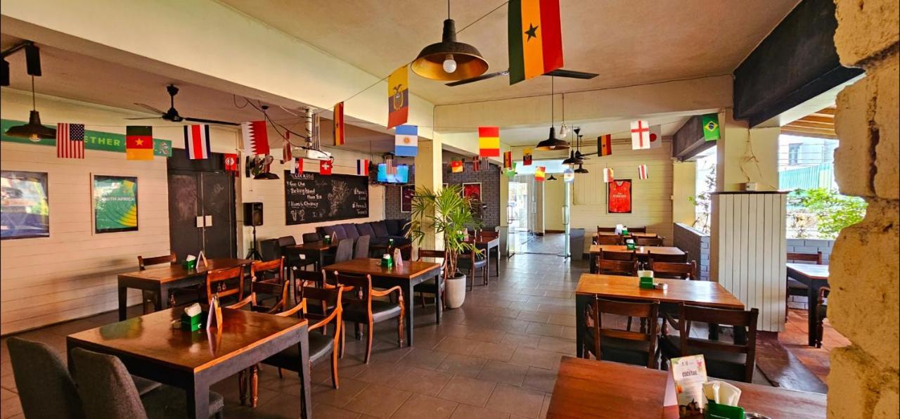 The Lion Pub & Hotel Dehiwala-Mount Lavinia Dış mekan fotoğraf